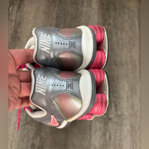 Nike Shox 09’ Metallic Grey & Pink Women’s Running Shoes size 7.5 - Picture 6 of 13